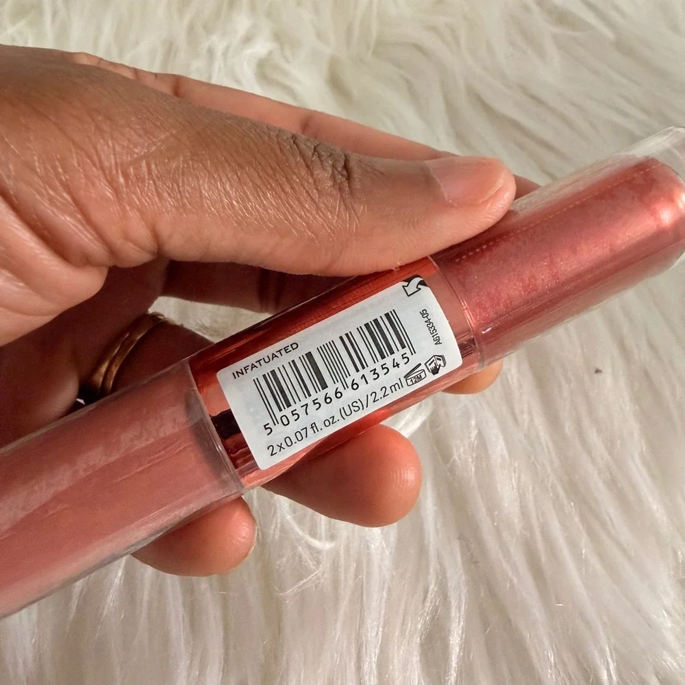 Makeup Revolution Double Up Liquid Shadow Infatuated Rose Gold New Dual Ended